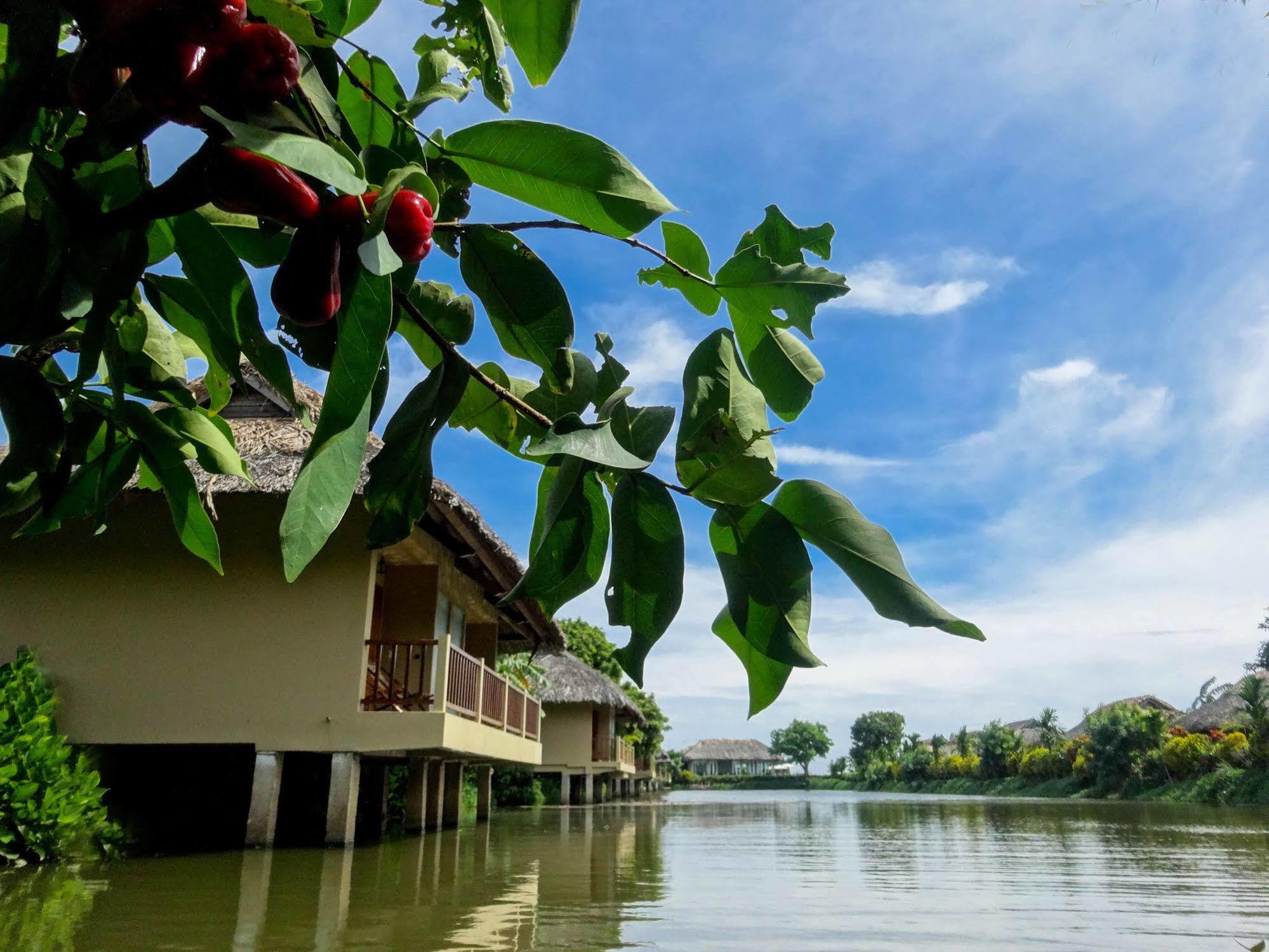 Mekong Riverside Boutique Resort & Spa Cái Bè Exterior foto